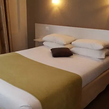 Paulette Centre Nouveau Hotel