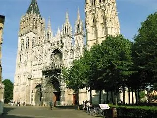 Paulette Centre Cathedrale Hotel 3*