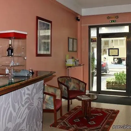 Hotel Paulette Centre Nouveau 3*