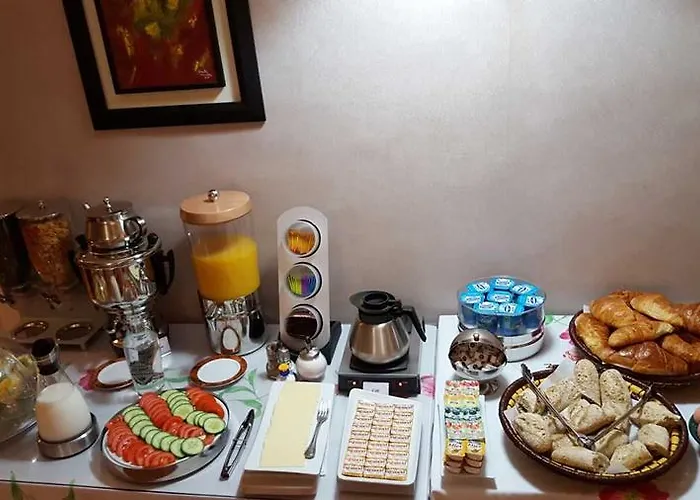 Paulette Centre Cathédrale 3* Ruan