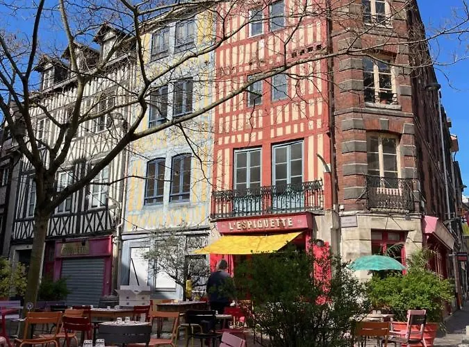 Paulette Centre Cathedrale Rouen