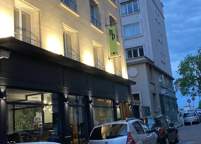 Paulette Centre Cathédrale 3* Ruan