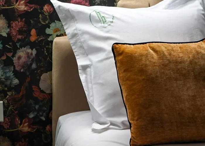 Hotel Paulette Centre Cathédrale 3*