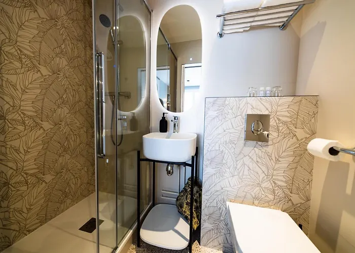 Paulette Centre Cathédrale 3*