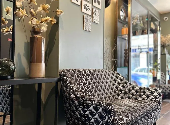 Paulette Centre Cathédrale 3*