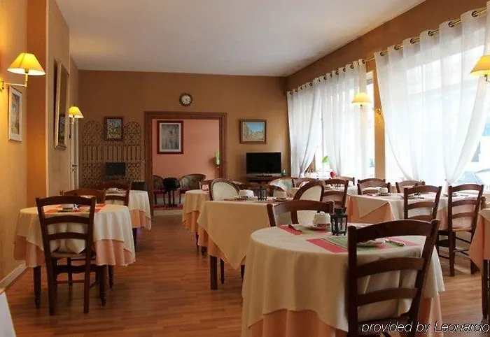 Paulette Centre Cathedrale Otel 3*