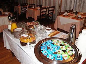 Paulette Centre Cathédrale 3* Ruan