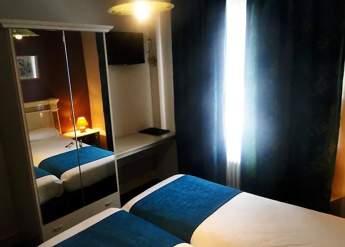 Paulette Centre Cathédrale 3*